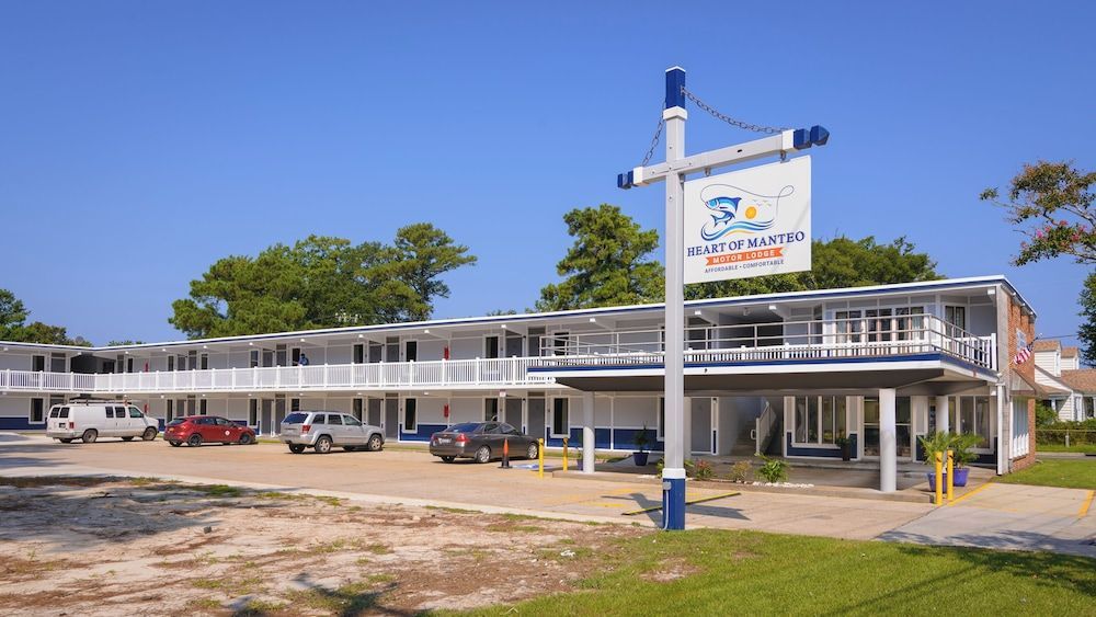 Heart of Manteo Motor Lodge 1