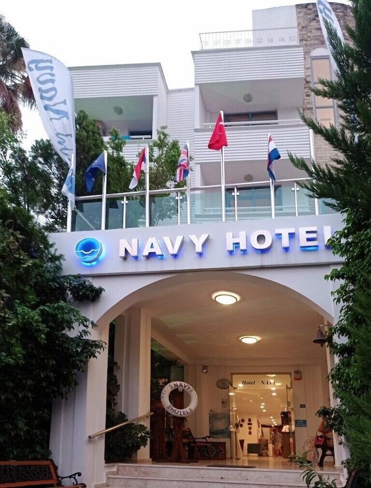 Navy Hotel 2