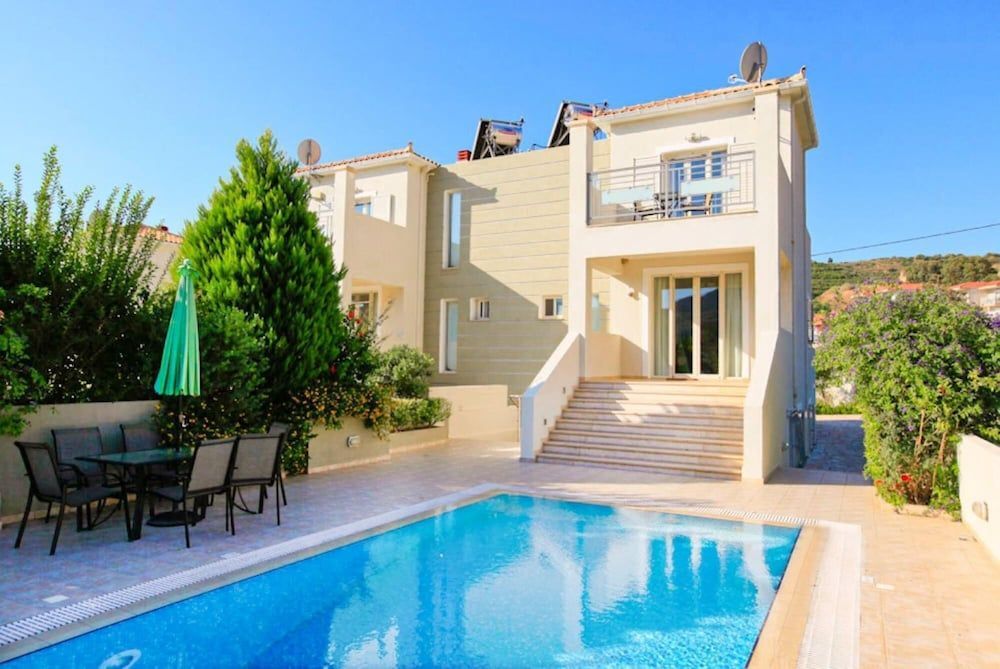 Villa Ismini 2