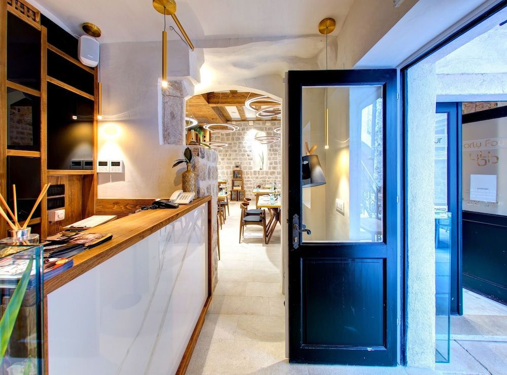 Boutique House Forty-Four 2