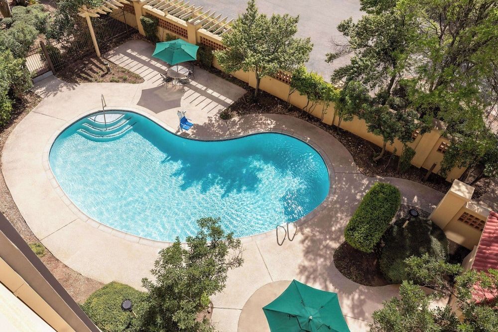 Fairfield by Marriott Inn & Suites Austin Southwest 1