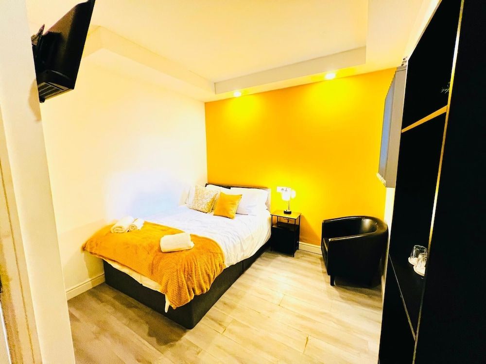 High Tide Hotel 2