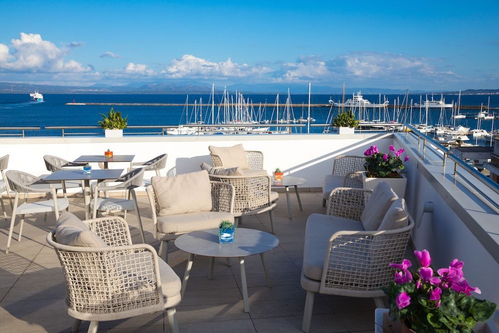 Lu' Hotel Carloforte 1