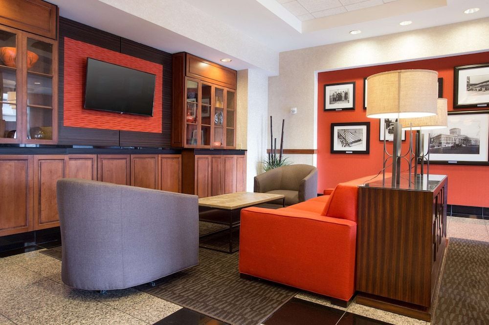 Drury Inn & Suites Columbus Grove City 2
