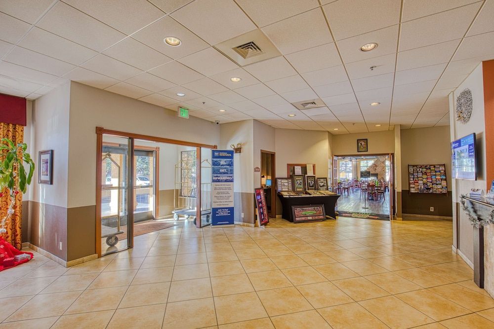 Best Western Green Valley Inn 2