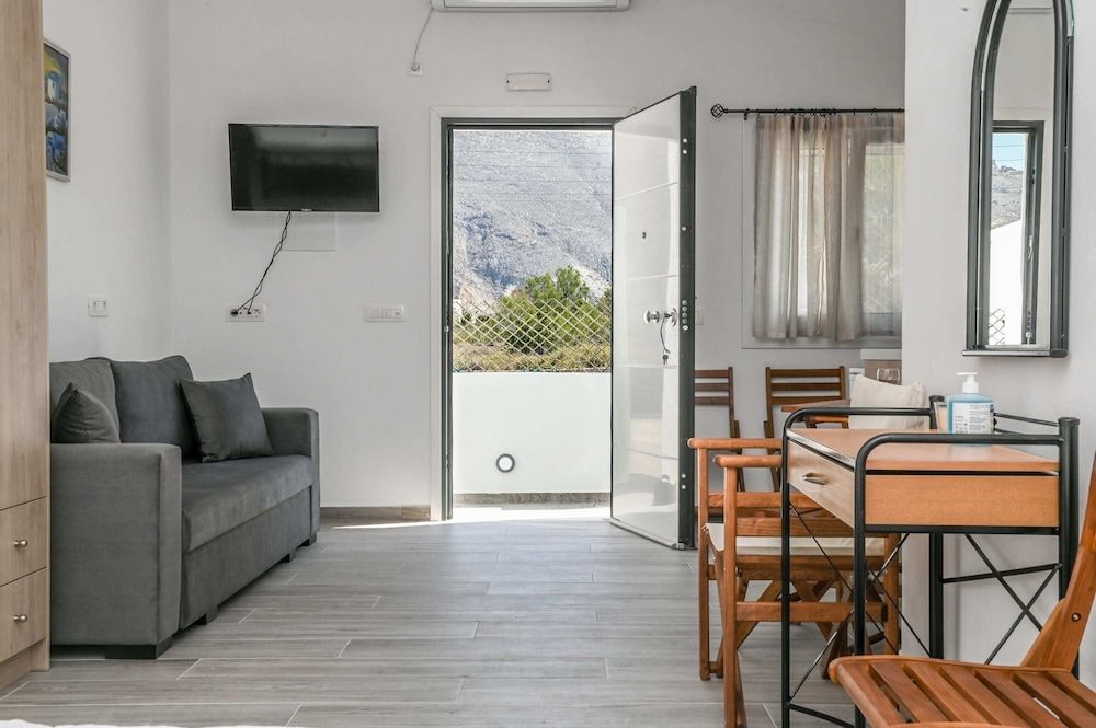 Experience Dreamy Santorini Gorgeous Std 1