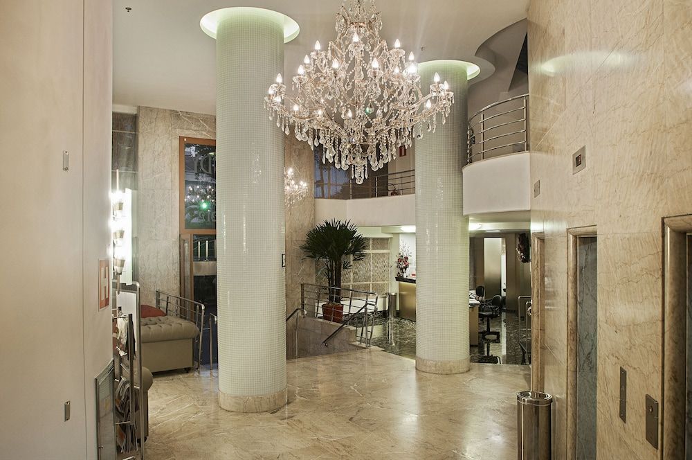 Normandy Hotel 2