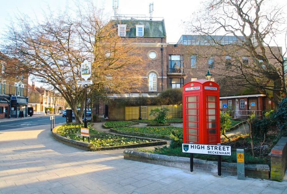 TLK Apartments & Hotel - Beckenham 1