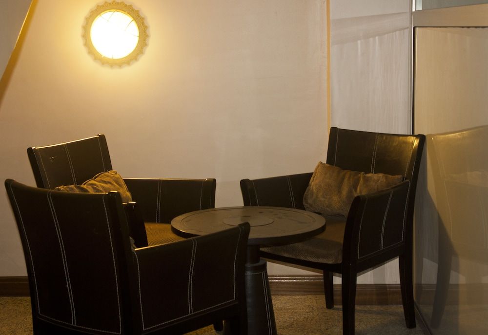 The Congress Hotel 2
