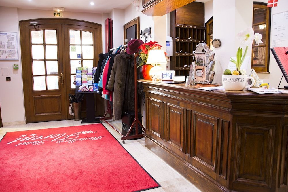 Hostellerie Saint Florent 2