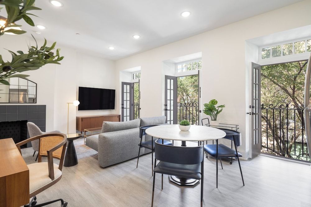 Sosuite at French Quarters - Rittenhouse Square 1