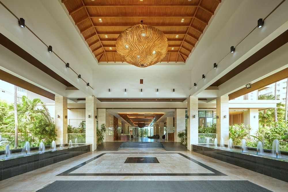Welcome World Beachfront Resort 2