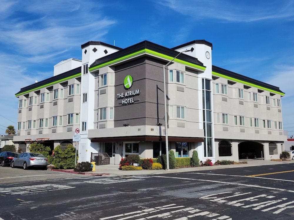 THE ATRIUM HOTEL SFO AIRPORT - FREE Shuttle & Breakfast 1