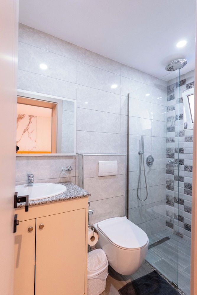 Zogaj Hotel 2