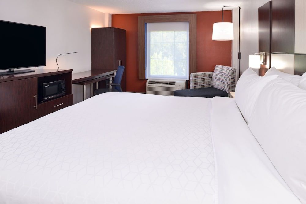 Holiday Inn Express TOWSON BALTIMORE N by IHG 2