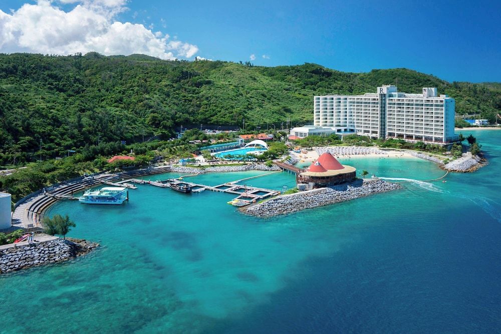 Renaissance Okinawa Resort 1