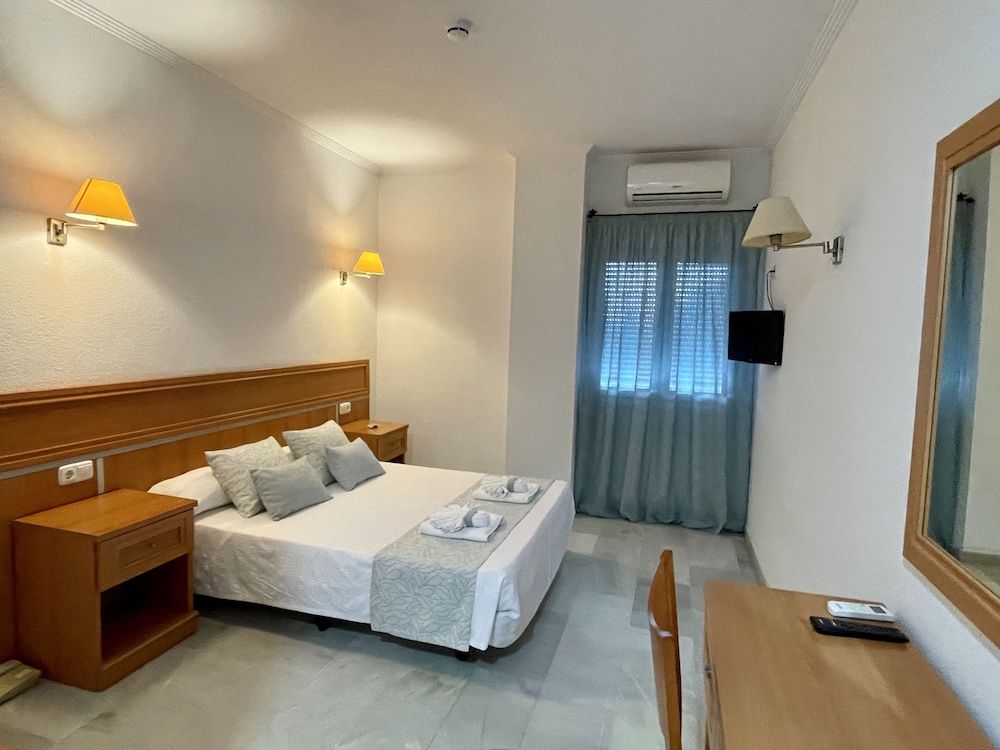 Hotel Puerto de Palos 2