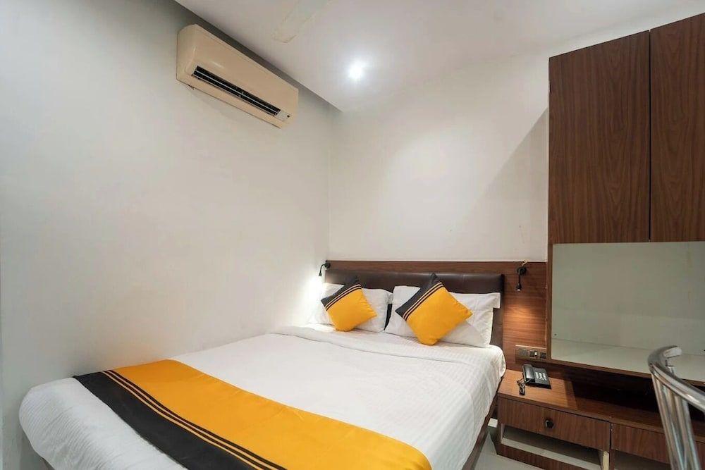 Hotel Baverly By Glitz Hotels 2