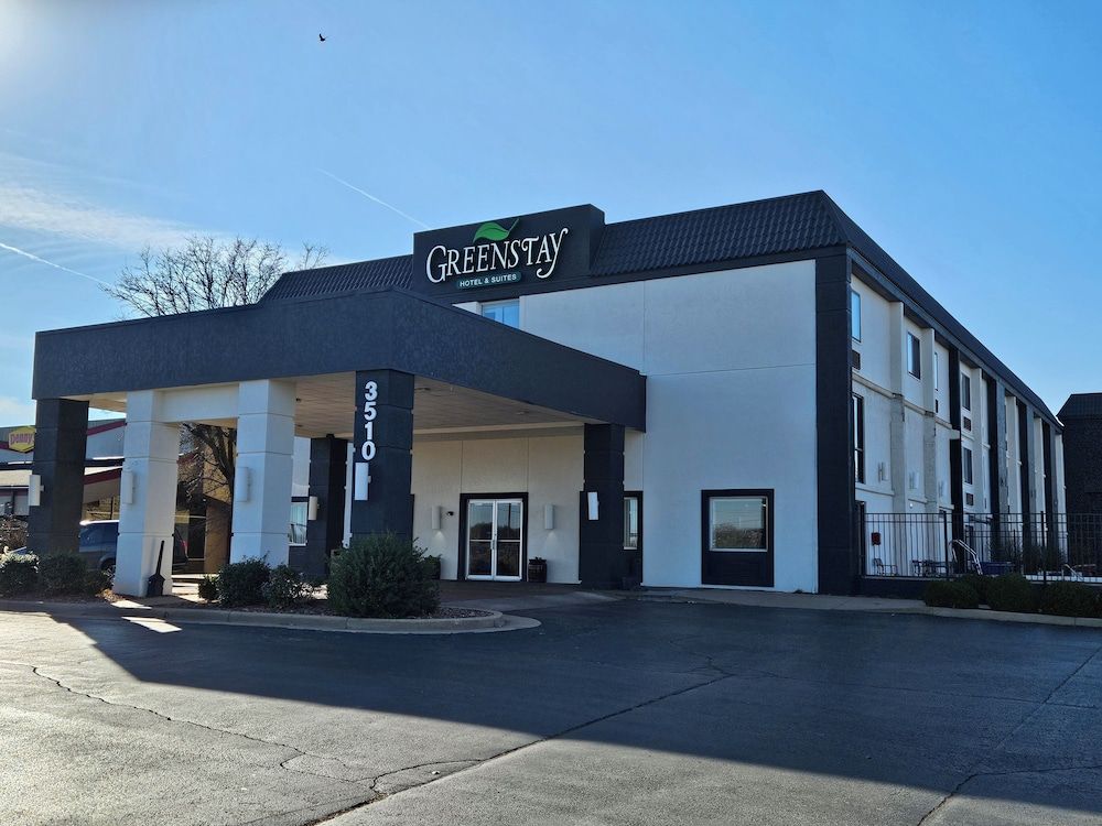 Greenstay Hotel Joplin Missouri 1