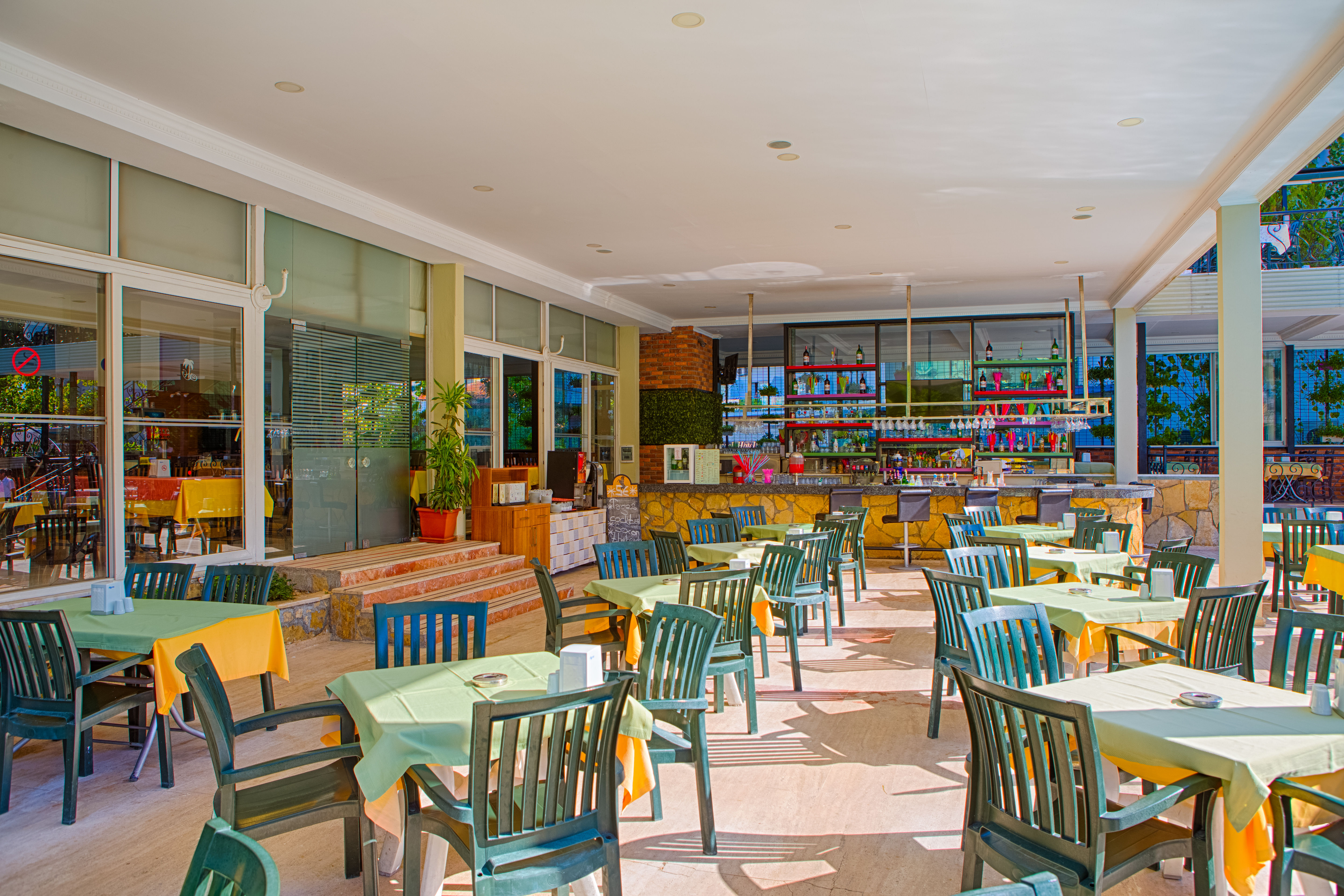 Gardenia Beach Hotel 2