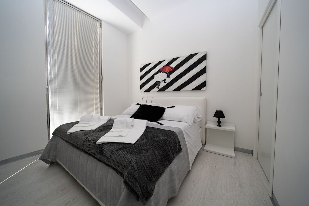 White Rooms 1