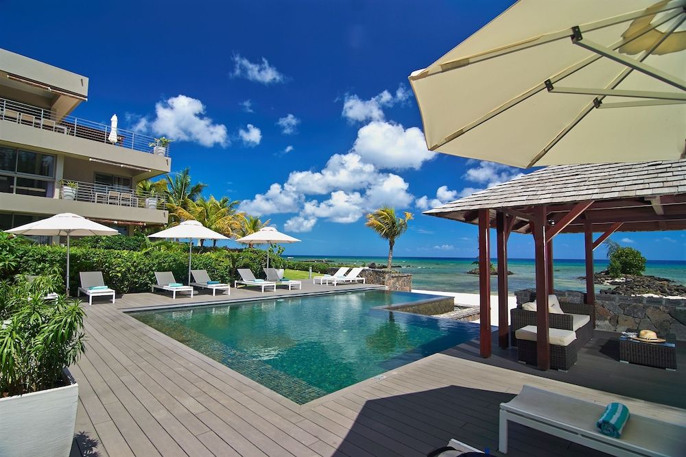 Bon Azur Beachfront Apartments & Penthouses by LOV Mauritius, Trou Aux Biches 1