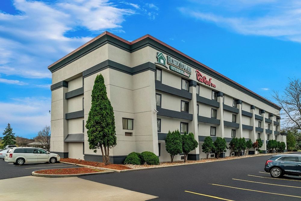 Red Roof Inn Flint 1