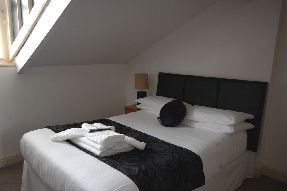 Rowntree Lodge 2