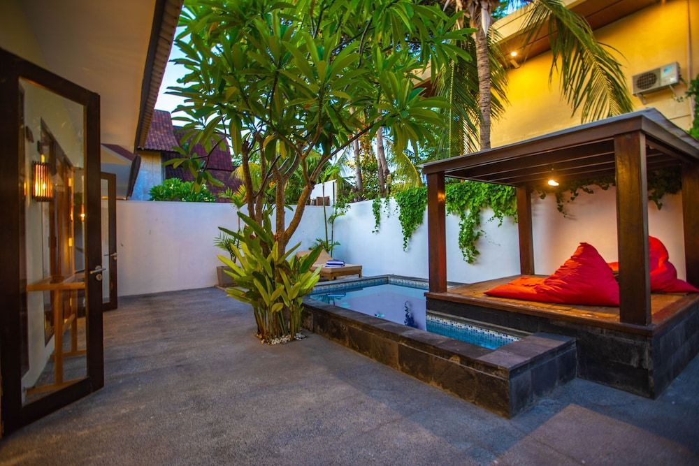 Gili Sands Hotel & Bar 1
