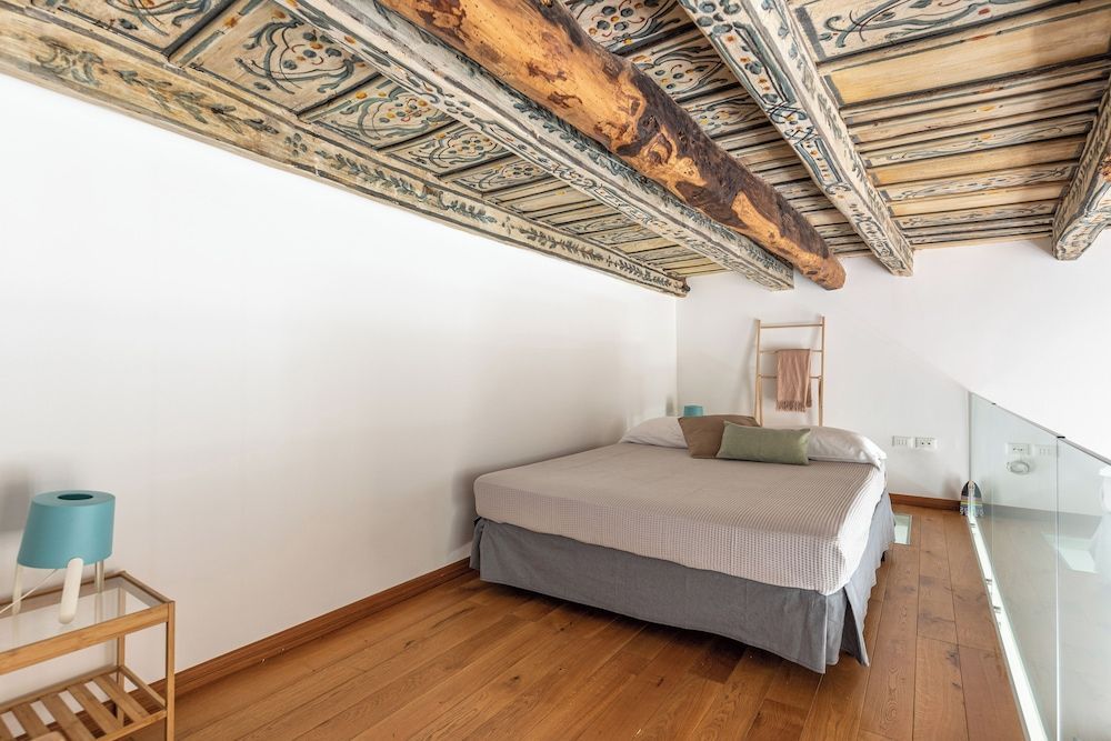 MetaM Apartment in the City Center by Wonderful Italy 2