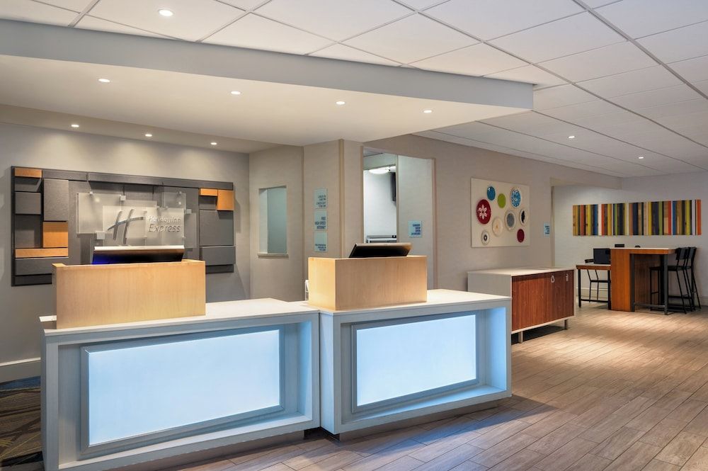 Holiday Inn Express TALLAHASSEE - I-10 E by IHG 2