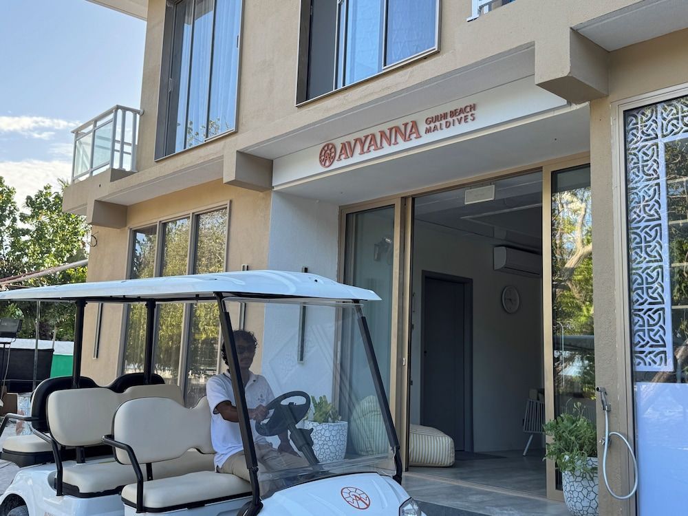 Avyanna Gulhi Beach Hotel 2