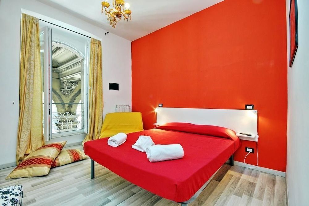 Lucky Holiday Rooms 1