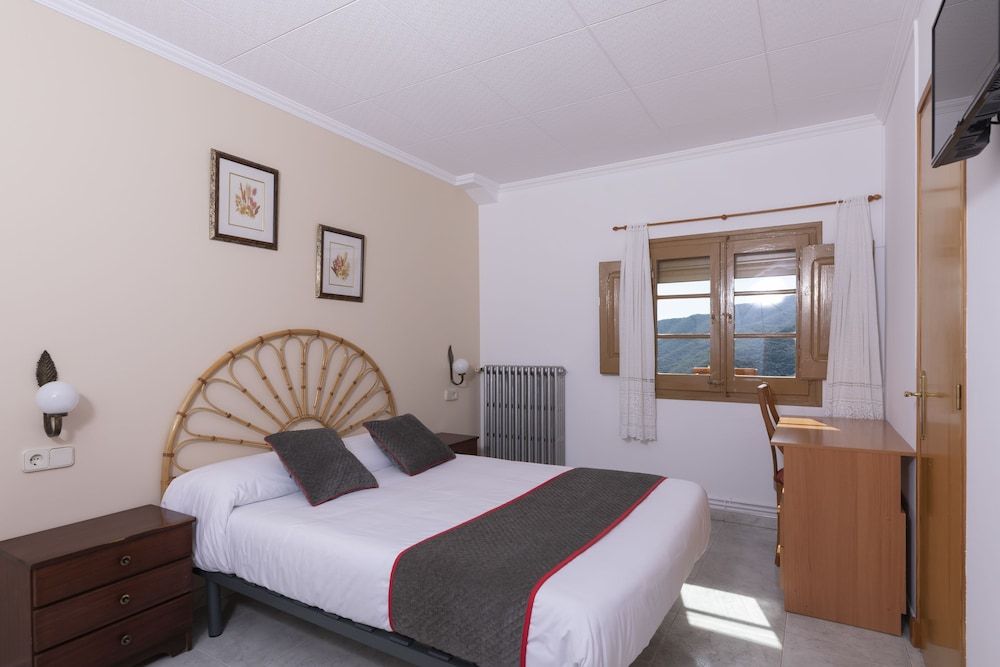 Hostal Montserrat 1