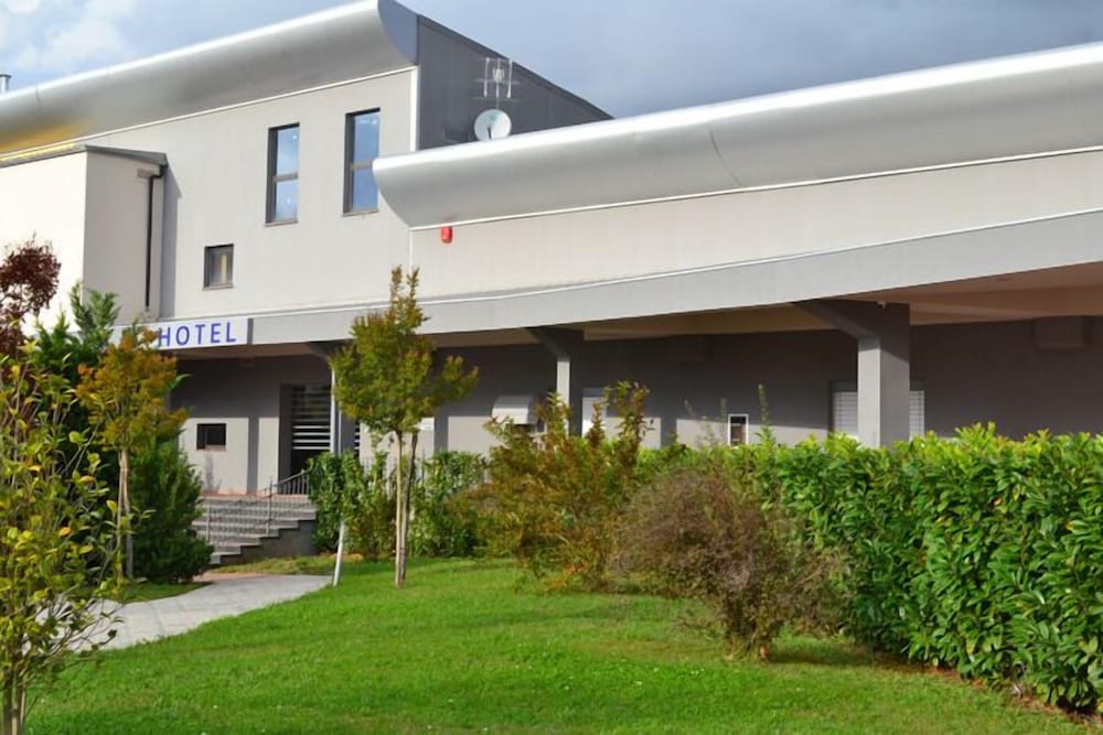 Family Center Hotel 1