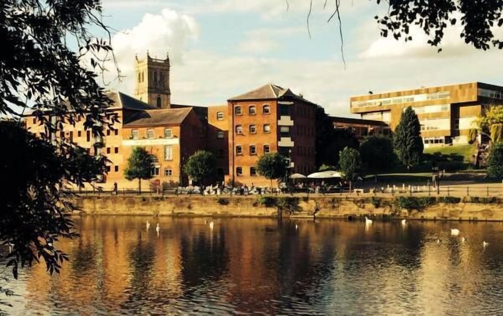 Boutique By Browns 1