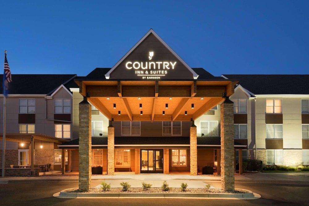 Country Inn & Suites by Radisson, Minneapolis West, MN 1