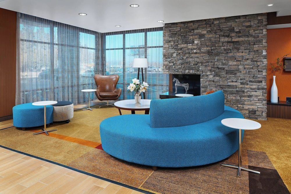 Fairfield Inn & Suites by Marriott Fresno Yosemite International Airport 2