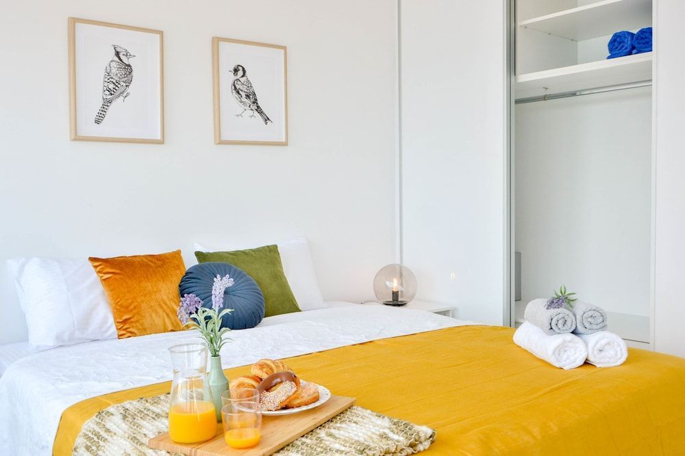 Phaedrus Living Seaview Luxury Marina Court 213 2