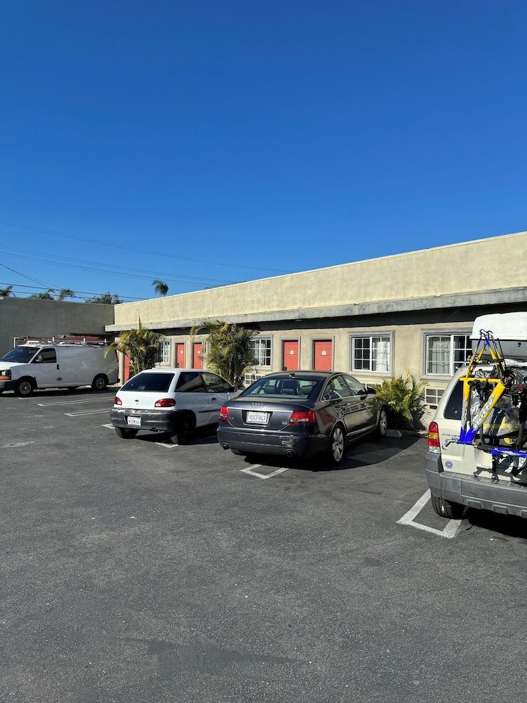La Cienega Inn Motel 1