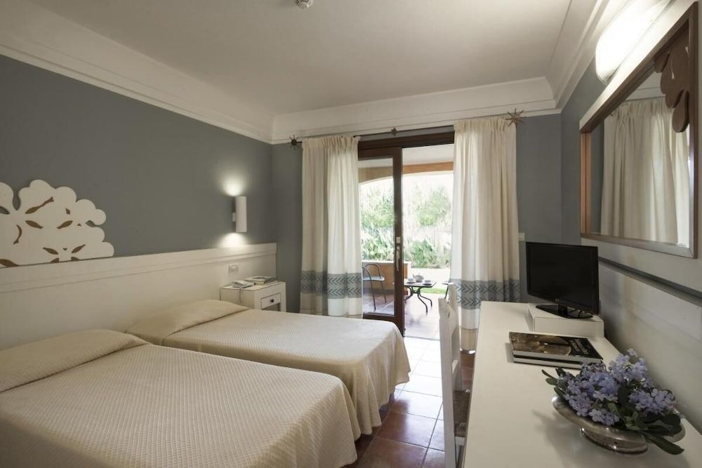 Tranquil Lantana Resort 2 Bedroom Apartments for 7 people 2