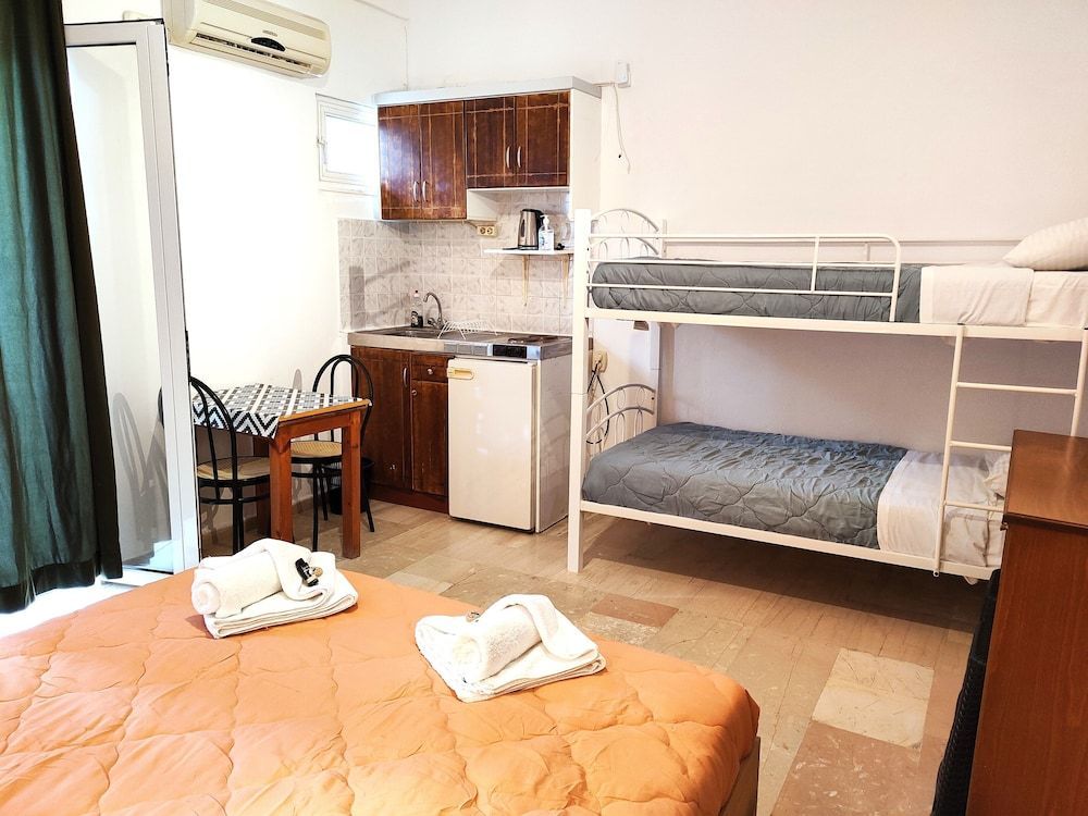 Eleni Apartments Sant George Beach 1