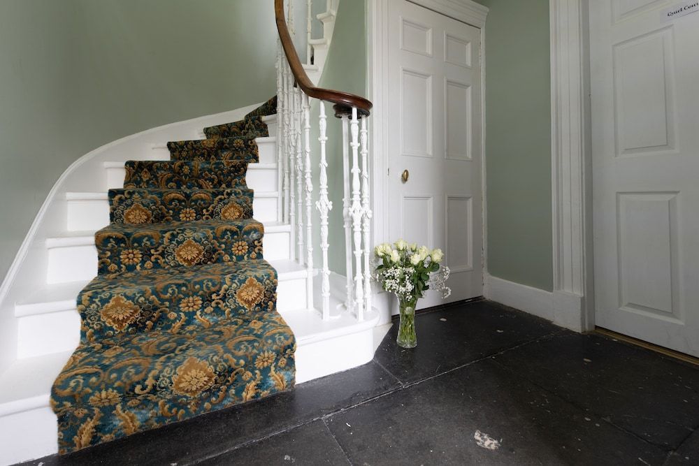 Pentland Hotel 2