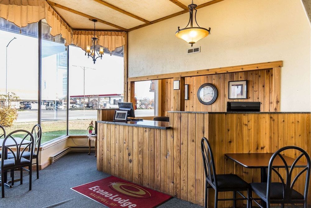 Econo Lodge Inn & Suites Kalispell - Glacier National Park Gateway 2