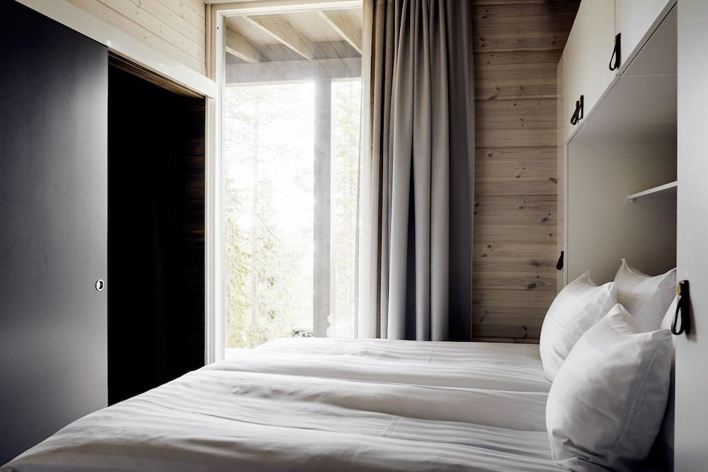 Arctic TreeHouse Hotel 2