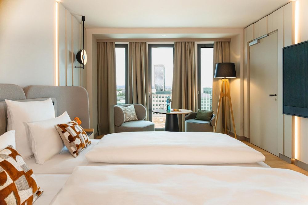ATLANTIC Hotel Frankfurt 1