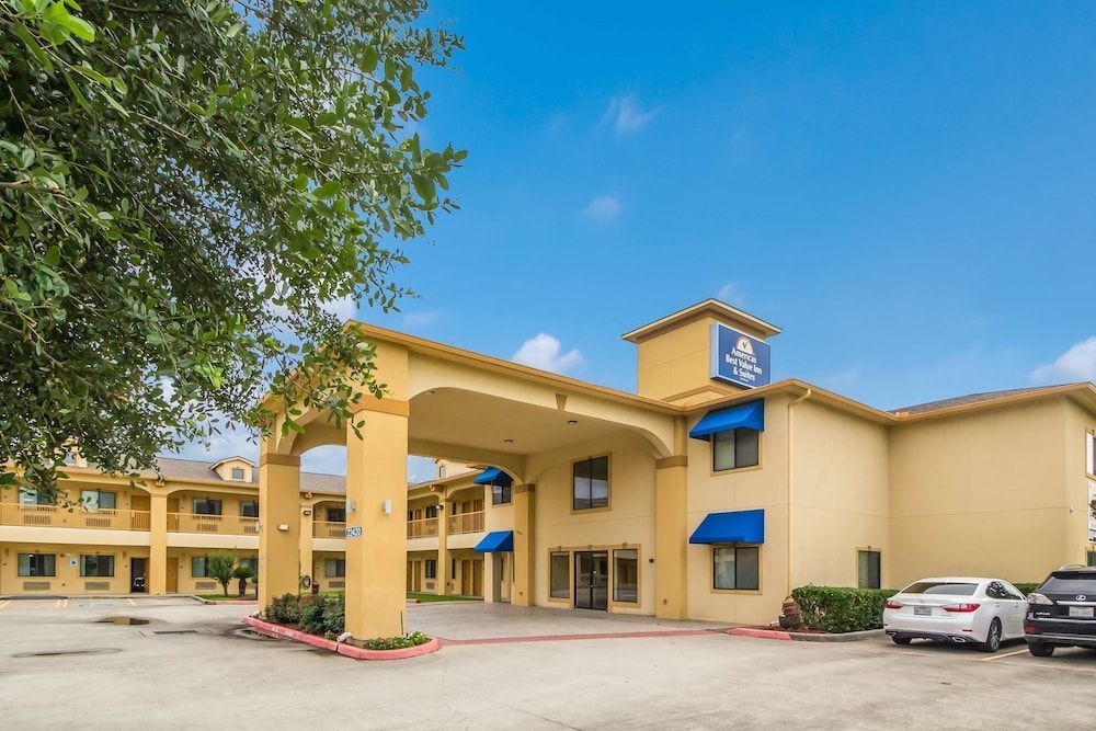 Americas Best Value Inn & Suites Tomball 1
