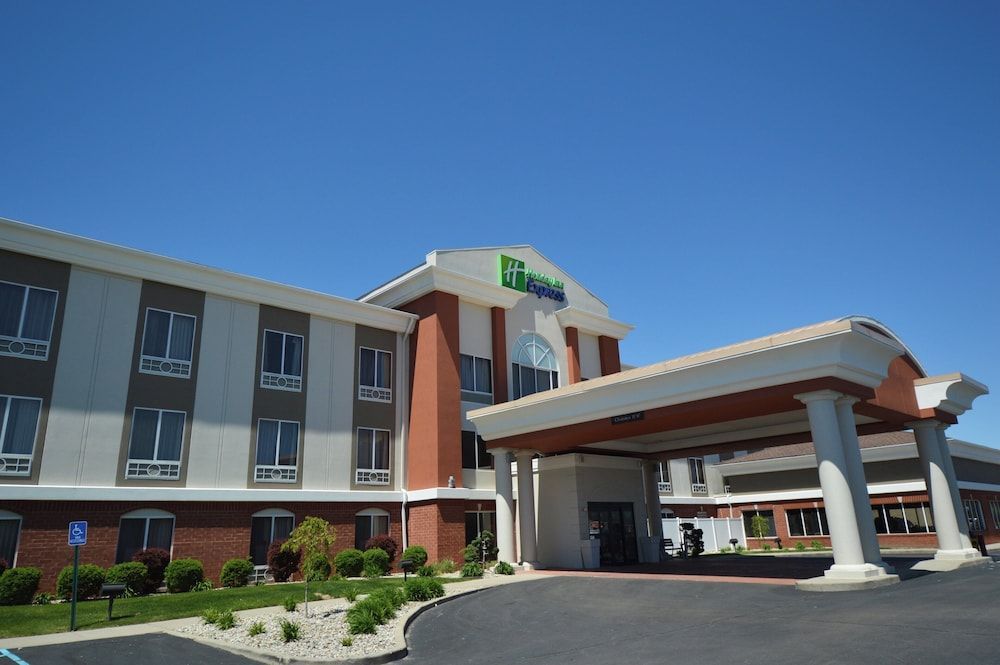 Holiday Inn Express TOLEDO-OREGON by IHG 1
