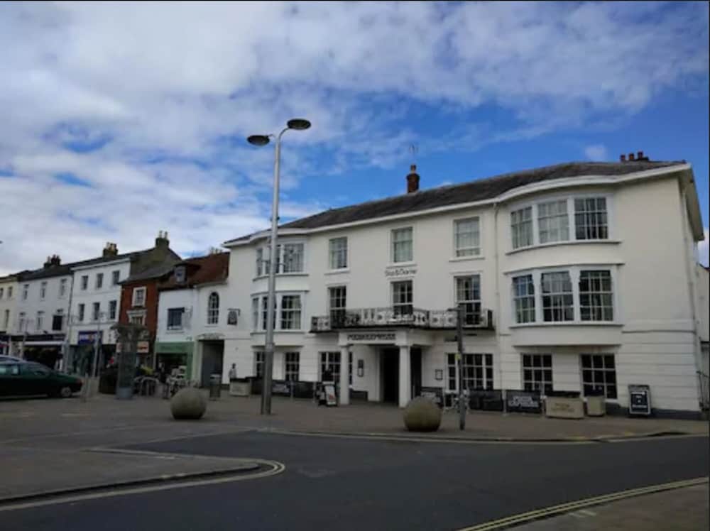 The Star and Garter Hotel 1
