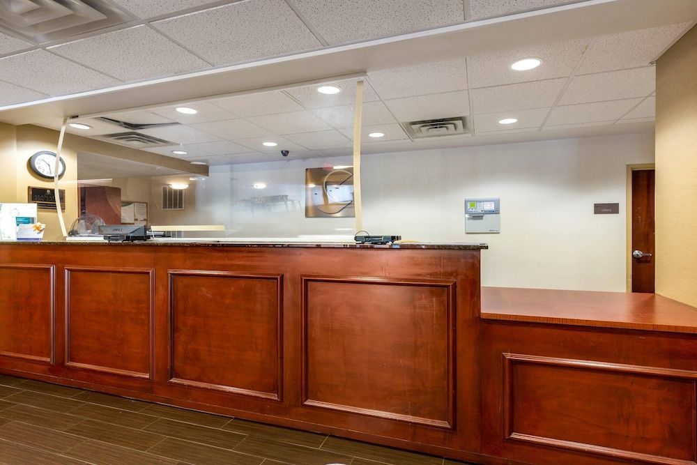 Comfort Inn & Suites Cambridge 2